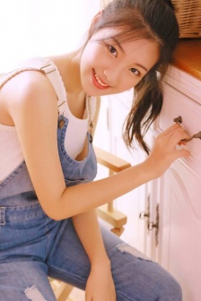 乳首偷窥